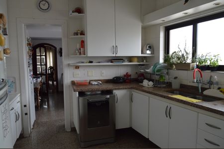 Apartamento à venda com 468m², 4 quartos e 8 vagasCozinha