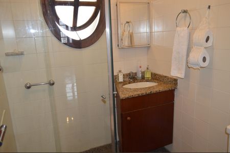 Apartamento à venda com 468m², 4 quartos e 8 vagasBanheiro