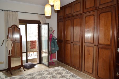 Apartamento à venda com 468m², 4 quartos e 8 vagasSuíte 4 ( master)