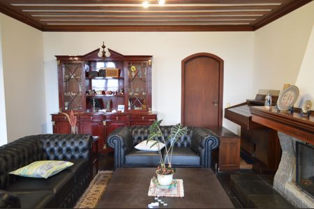 Apartamento à venda com 468m², 4 quartos e 8 vagasCobertura