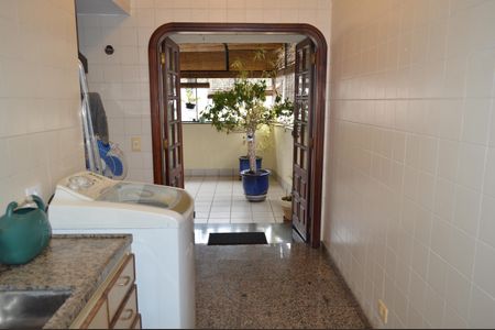 Apartamento à venda com 468m², 4 quartos e 8 vagasCobertura