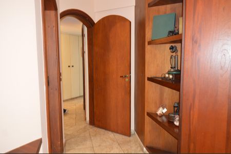 Apartamento à venda com 468m², 4 quartos e 8 vagasSuíte 2