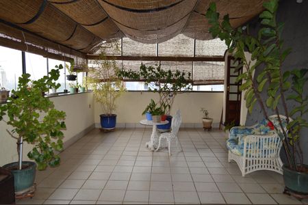 Apartamento à venda com 468m², 4 quartos e 8 vagasVaranda Cobertura