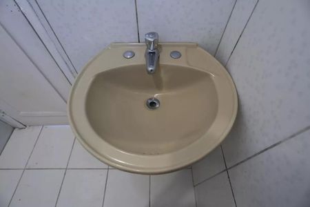 Casa à venda com 945m², 4 quartos e 2 vagas Casa à venda com 945m², 4 quartos e 2 vagasBanheiro 2