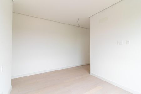 Apartamento à venda com 140m², 3 quartos e 3 vagas Apartamento à venda com 140m², 3 quartos e 3 vagasSuíte 2