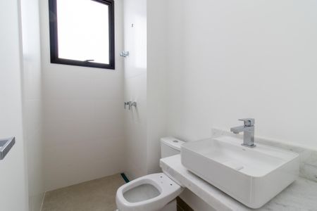 Apartamento à venda com 140m², 3 quartos e 3 vagas Apartamento à venda com 140m², 3 quartos e 3 vagasBanheiro da Suíte 1