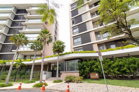 Apartamento à venda com 140m², 3 quartos e 3 vagas Apartamento à venda com 140m², 3 quartos e 3 vagasFachada