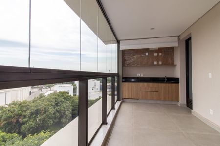 Varanda de apartamento à venda com 3 quartos, 140m² em Jardim das Paineiras, Campinas