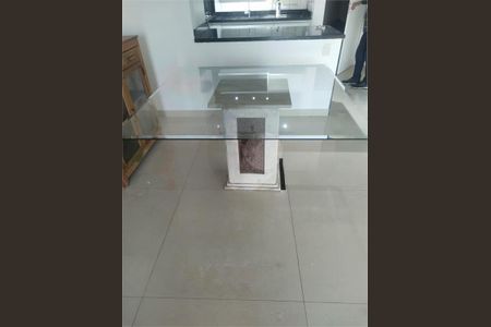 Apartamento à venda com 2 quartos, 81m² em Vila Amélia, São Paulo