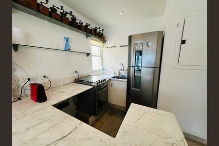 Apartamento à venda com 245m², 4 quartos e 2 vagas