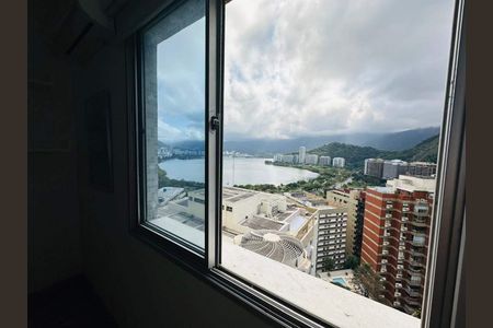 Apartamento à venda com 245m², 4 quartos e 2 vagas