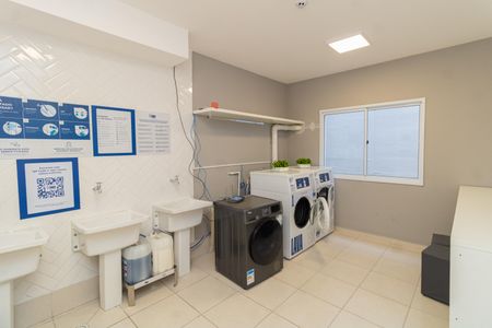 Apartamento à venda com 32m², 2 quartos e sem vaga Apartamento à venda com 32m², 2 quartos e sem vagaÁrea comum - Lavanderia