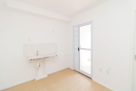 Apartamento à venda com 32m², 2 quartos e sem vaga Apartamento à venda com 32m², 2 quartos e sem vagaSala/Cozinha