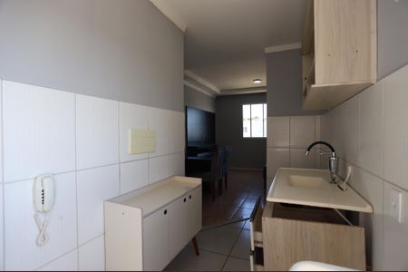 Apartamento para alugar com 42m², 2 quartos e 1 vagaCozinha e Área de Serviço