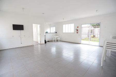 Apartamento para alugar com 42m², 2 quartos e 1 vagaÁrea comum - Salão de Festas