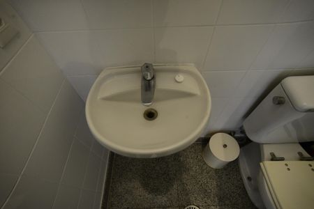 Apartamento à venda com 623m², 4 quartos e 6 vagasBanheiro de Serviço