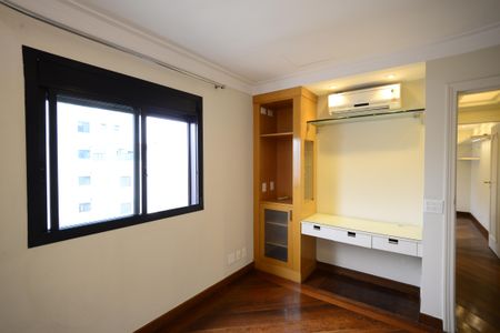 Apartamento à venda com 623m², 4 quartos e 6 vagasQuarto 1