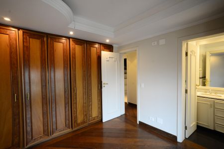 Apartamento à venda com 623m², 4 quartos e 6 vagasSuíte 1