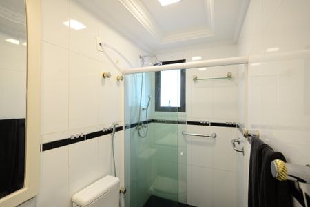 Apartamento à venda com 623m², 4 quartos e 6 vagasBanheiro da Suíte 1