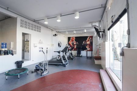 Apartamento à venda com 370m², 4 quartos e 4 vagas Apartamento à venda com 370m², 4 quartos e 4 vagasAcademia