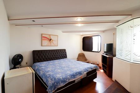 Apartamento à venda com 370m², 4 quartos e 4 vagas Apartamento à venda com 370m², 4 quartos e 4 vagasSuíte 2