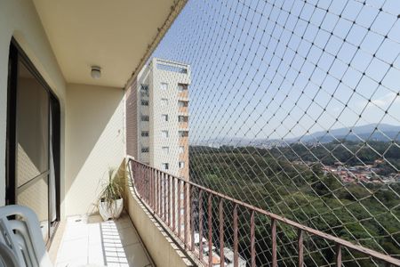 Apartamento à venda com 370m², 4 quartos e 4 vagas Apartamento à venda com 370m², 4 quartos e 4 vagasVaranda 1