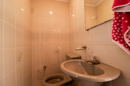 Apartamento à venda com 370m², 4 quartos e 4 vagas Apartamento à venda com 370m², 4 quartos e 4 vagasLavabo 2