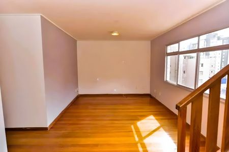 Apartamento para alugar com 180m², 3 quartos e 3 vagasSala