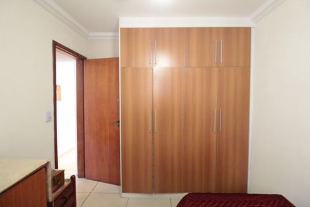 Apartamento à venda com 86m², 3 quartos e 2 vagasQuarto 2