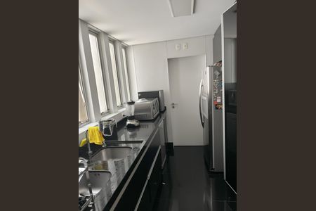 Cozinha de apartamento à venda com 3 quartos, 232m² em Perdizes, São Paulo