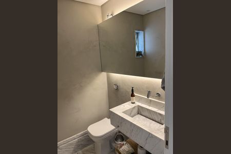 Banheiro de apartamento à venda com 3 quartos, 232m² em Perdizes, São Paulo