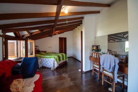 Casa à venda com 800m², 4 quartos e 6 vagas Casa à venda com 800m², 4 quartos e 6 vagasSuíte 1