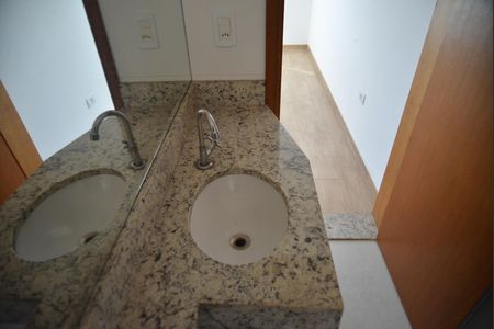 Casa à venda com 88m², 2 quartos e 1 vagaBanheiro da Suíte