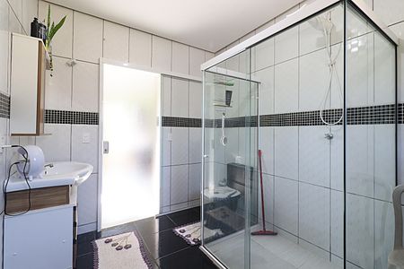 Casa para alugar com 200m², 4 quartos e 6 vagasBanheiro da Suíte 3
