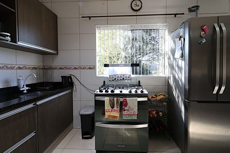 Casa para alugar com 200m², 4 quartos e 6 vagasCozinha