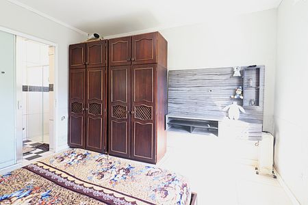 Casa para alugar com 200m², 4 quartos e 6 vagasSuíte 1