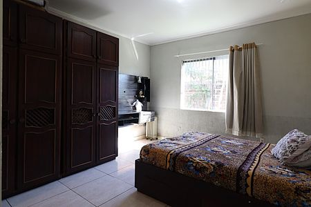 Casa para alugar com 200m², 4 quartos e 6 vagasSuíte 1