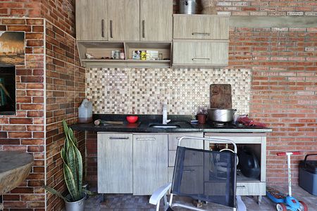 Casa para alugar com 200m², 4 quartos e 6 vagasÁrea de Serviço