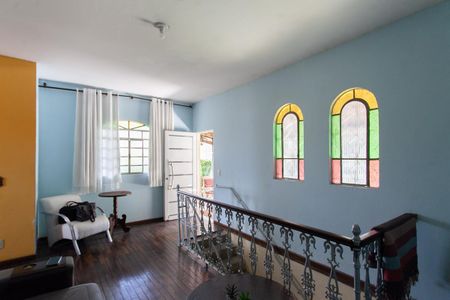 Casa à venda com 360m², 4 quartos e 4 vagasSala 1