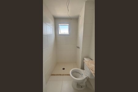 Apartamento à venda com 57m², 2 quartos e 1 vaga Apartamento à venda com 57m², 2 quartos e 1 vagaBanheiro