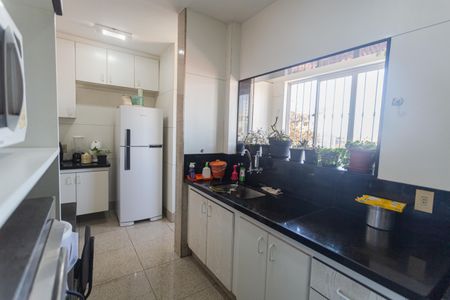 Apartamento à venda com 115m², 3 quartos e 1 vaga Apartamento à venda com 115m², 3 quartos e 1 vagaCozinha