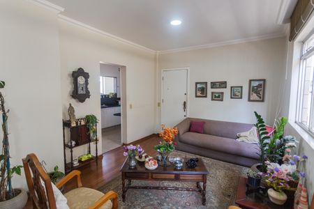 Apartamento à venda com 115m², 3 quartos e 1 vaga Apartamento à venda com 115m², 3 quartos e 1 vagaSala