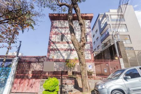 Apartamento à venda com 115m², 3 quartos e 1 vaga Apartamento à venda com 115m², 3 quartos e 1 vagaFachada