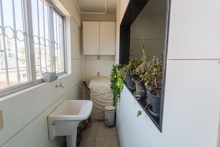 Apartamento à venda com 115m², 3 quartos e 1 vaga Apartamento à venda com 115m², 3 quartos e 1 vagaÁrea de Serviço