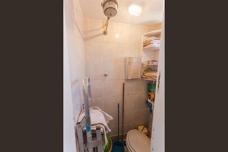 Apartamento à venda com 115m², 3 quartos e 1 vaga Apartamento à venda com 115m², 3 quartos e 1 vagaBanheiro de Serviço