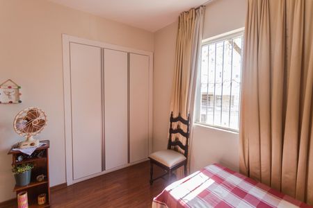 Apartamento à venda com 115m², 3 quartos e 1 vaga Apartamento à venda com 115m², 3 quartos e 1 vagaSuíte