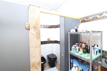 Apartamento para alugar com 350m², 4 quartos e 4 vagasBanheiro da Suíte 3