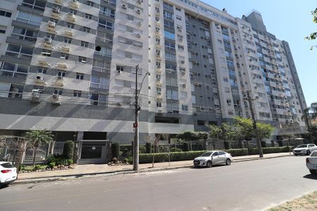 Apartamento à venda com 63m², 2 quartos e 2 vagasFachada