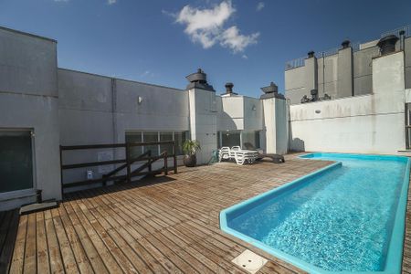 Apartamento à venda com 63m², 2 quartos e 2 vagasÁrea comum - Piscina