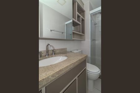 Apartamento à venda com 63m², 2 quartos e 2 vagasBanheiro da Suíte